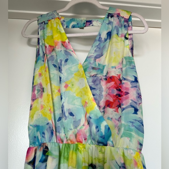 Parker V neck romper - Picture 3 of 7